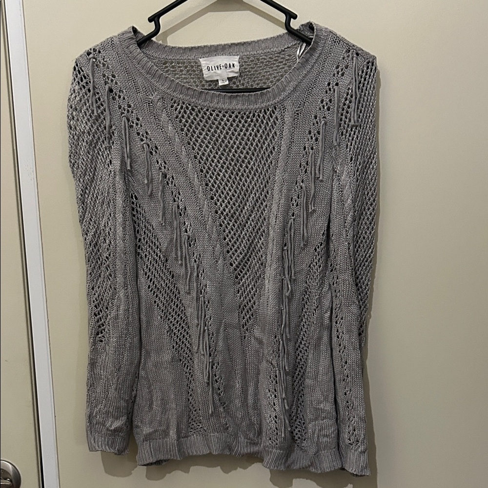 Olive & Oak Light Gray Knit Pullover